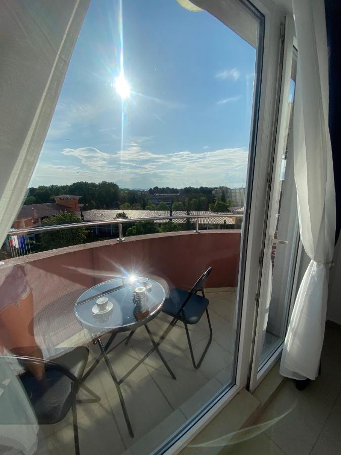 Admiral Plaza Aparthotel Sunny Beach Ngoại thất bức ảnh