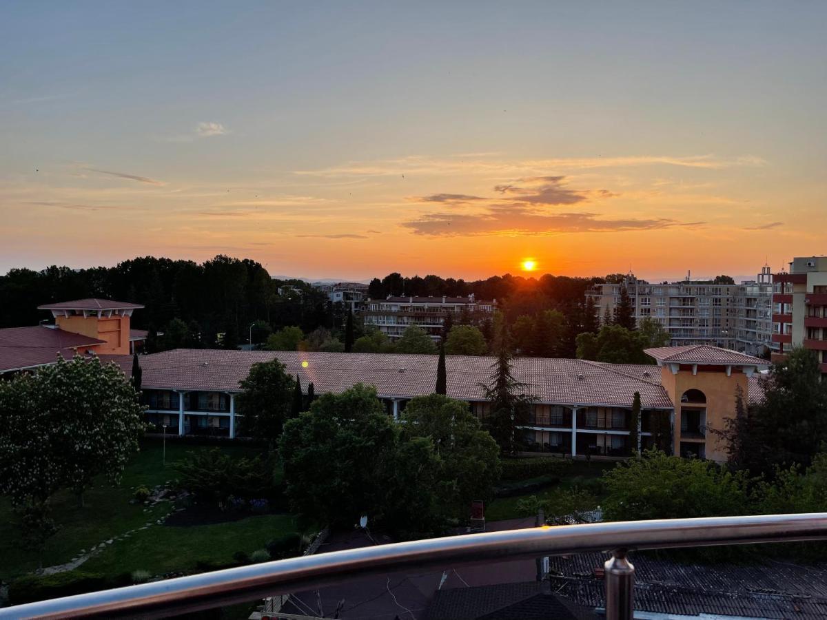 Admiral Plaza Aparthotel Sunny Beach Ngoại thất bức ảnh